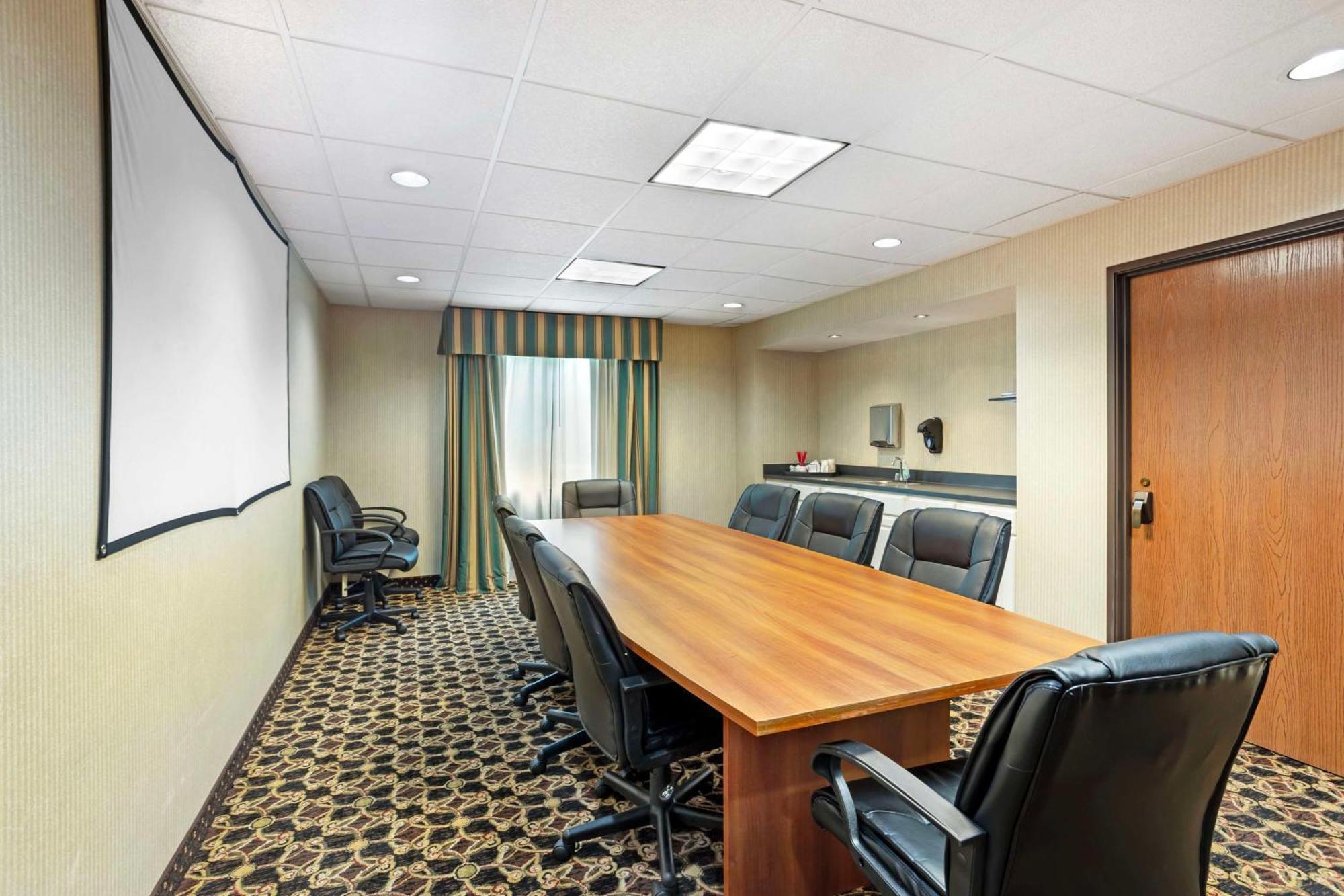 Best Western Plus Clearfield Εξωτερικό φωτογραφία